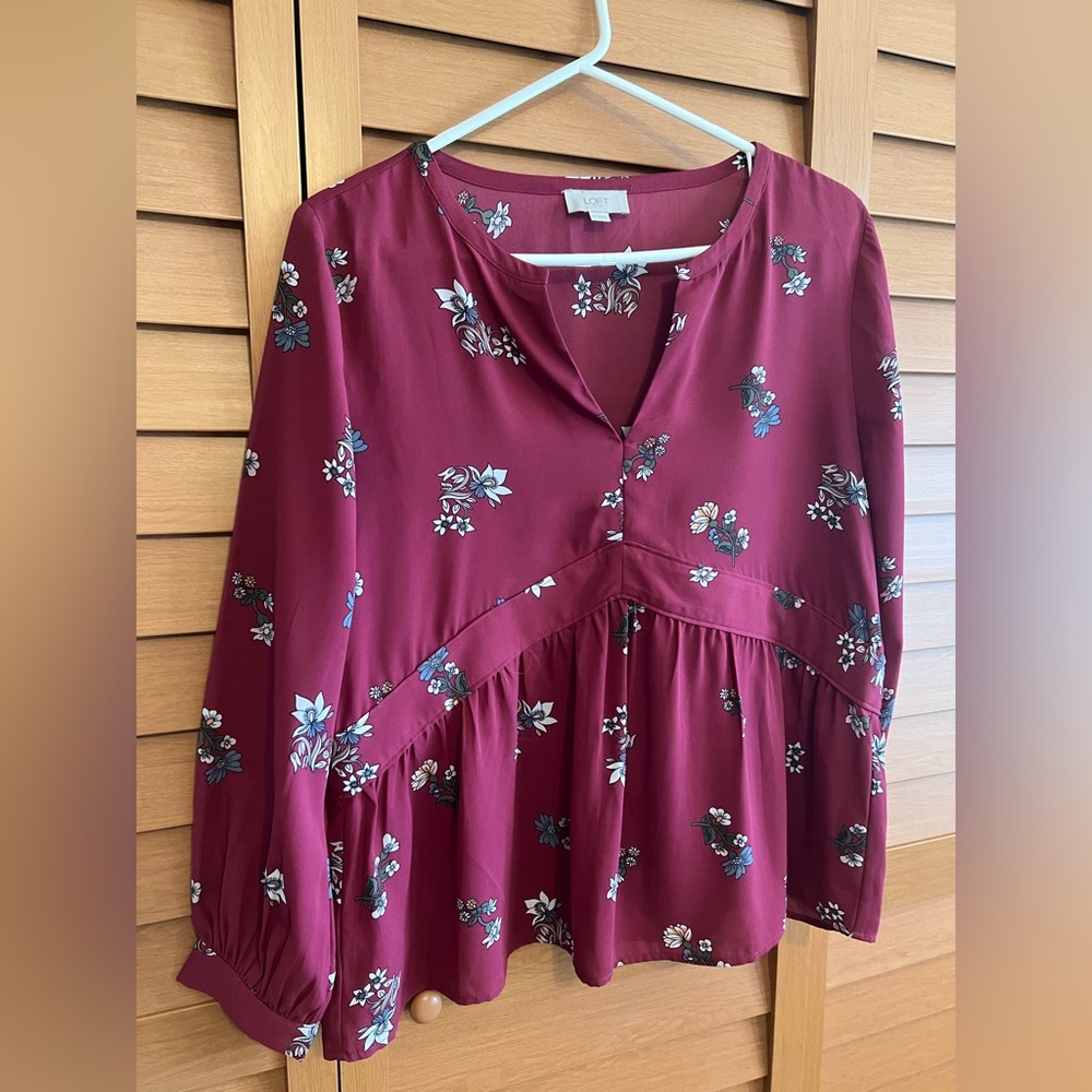 Loft  Ladies Floral Blouse